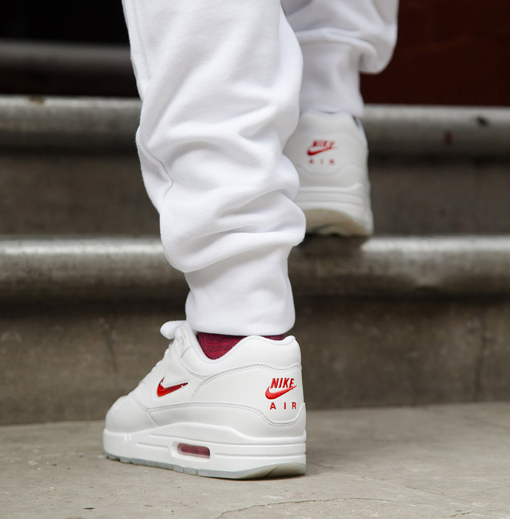 air max one rouge blanc